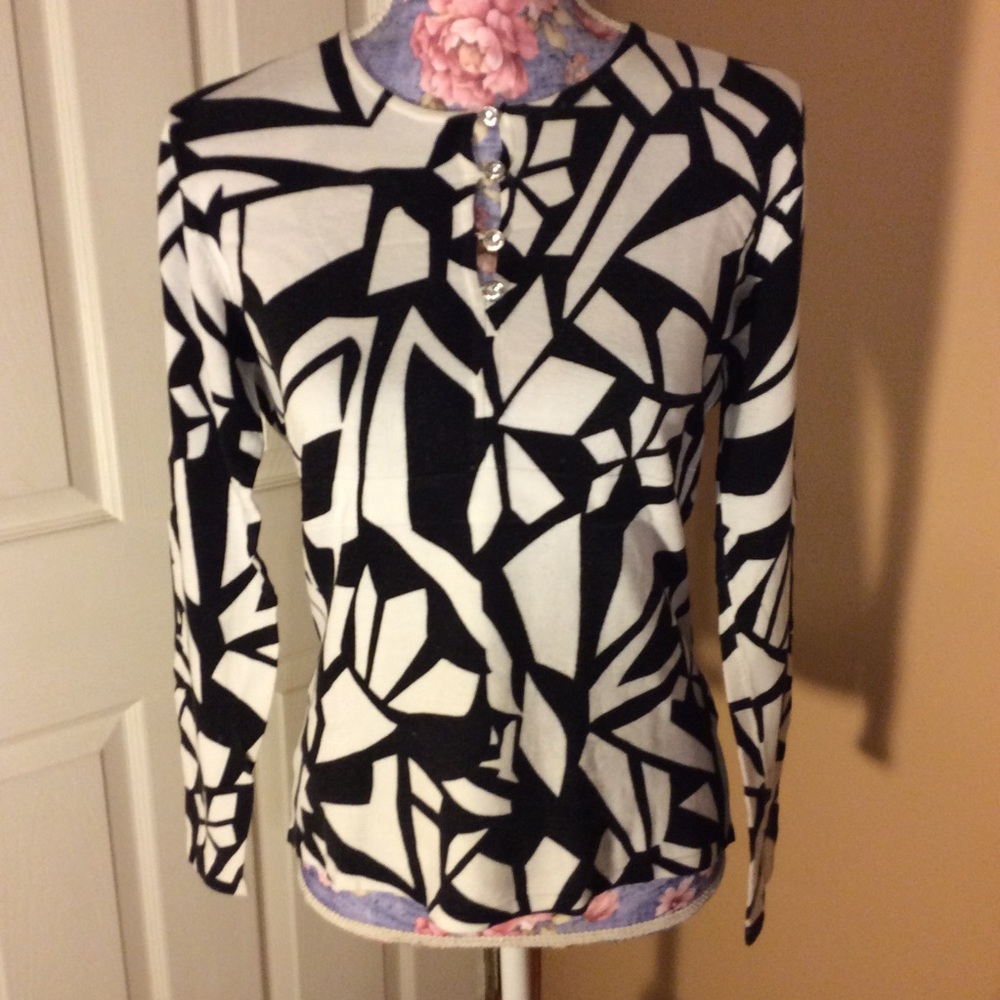 3/$15 Cute blouse
